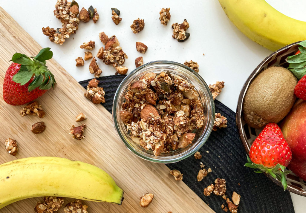 Mandel-Granola selbstgemacht | veganer Power-Mix