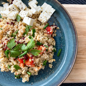 Süßer Bulgursalat mit Feta